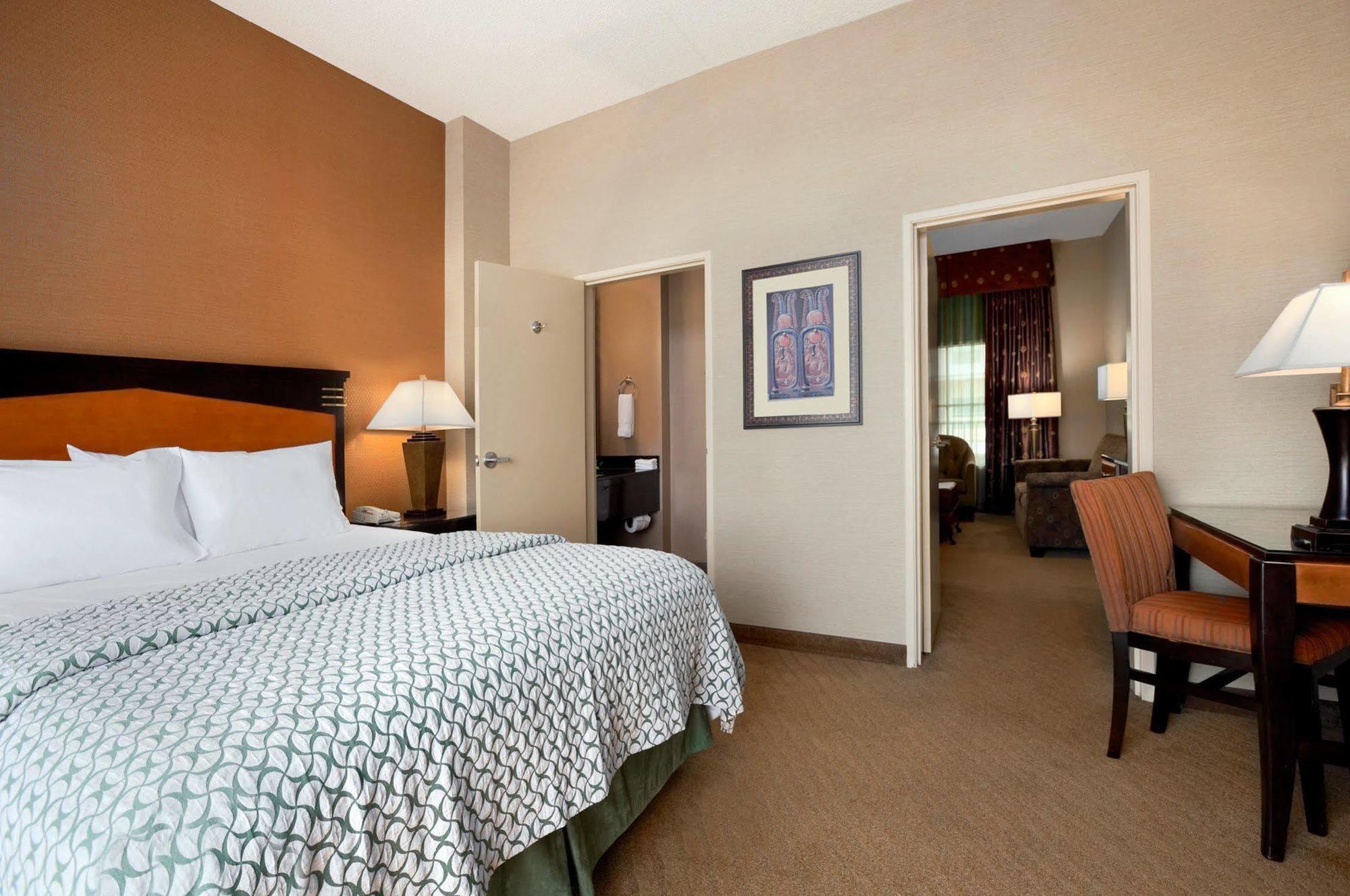 Embassy Suites By Hilton Brea - North Orange County Eksteriør bilde